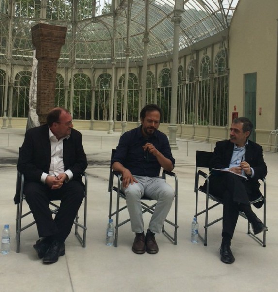 Joâo Fernandes, Damián Ortega y Manuel Borja-Villel en la presentación del proyecto | El Reina Sofía abre las puertas de Hispanoamérica a Damián Ortega